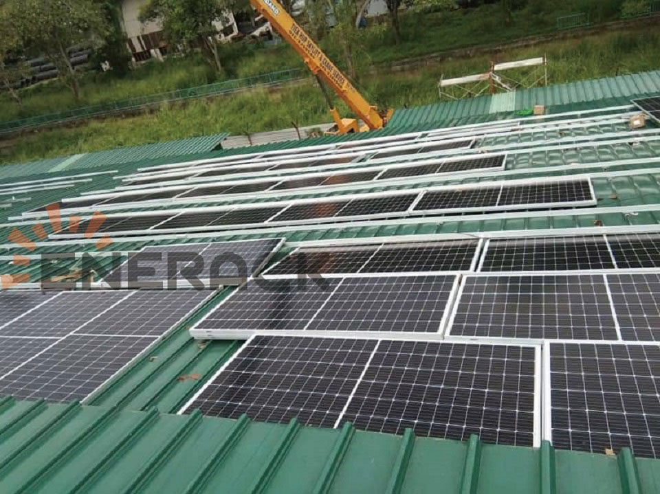 Standing seam clamp for Lysaght KLIP-LOK 406