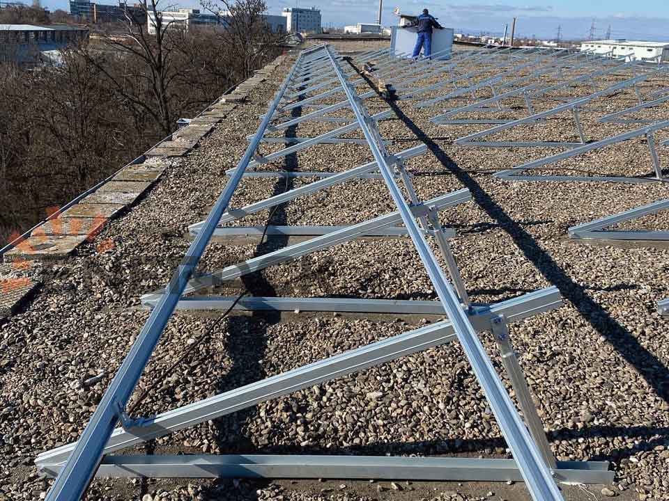 35 kW Betonflachdach-Stativsystem in Bulgarien
