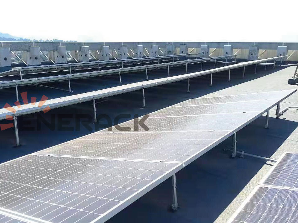 35 kW Betonflachdach System mit verstellbarer Neigung in Guatemala