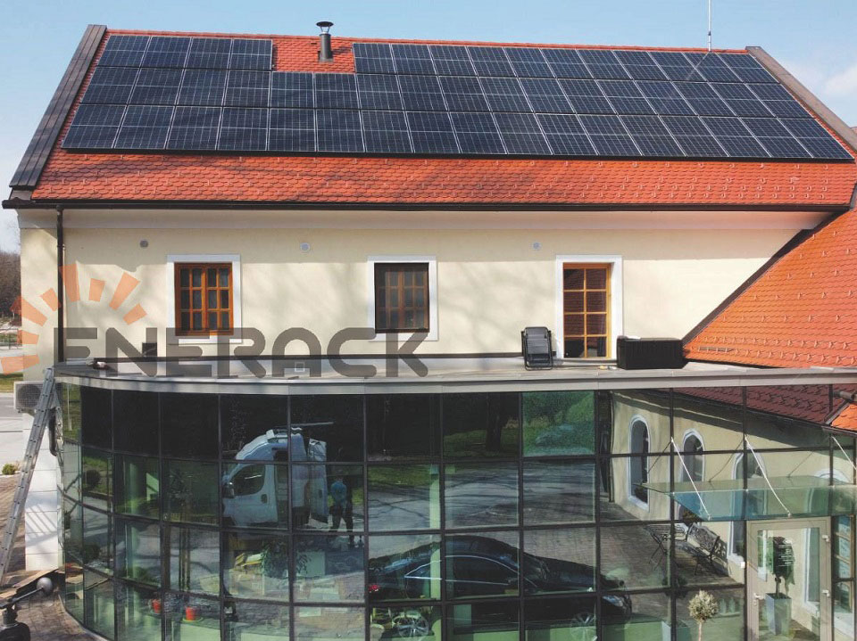 20 kW T20 Ziegeldachhakensystem in Slowenien