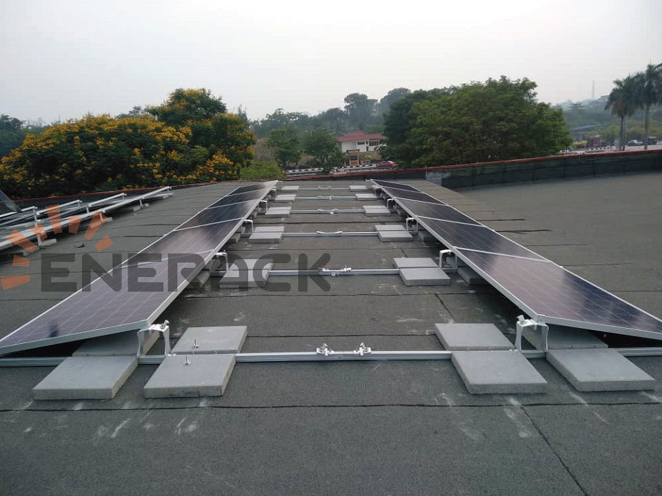 500 KW Ost & West ballastiertes System in Malaysia