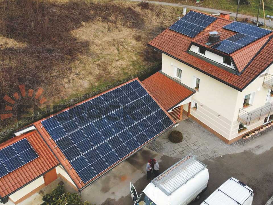 15 kW T20 Ziegel-Dachhakensystem in Slowenien
