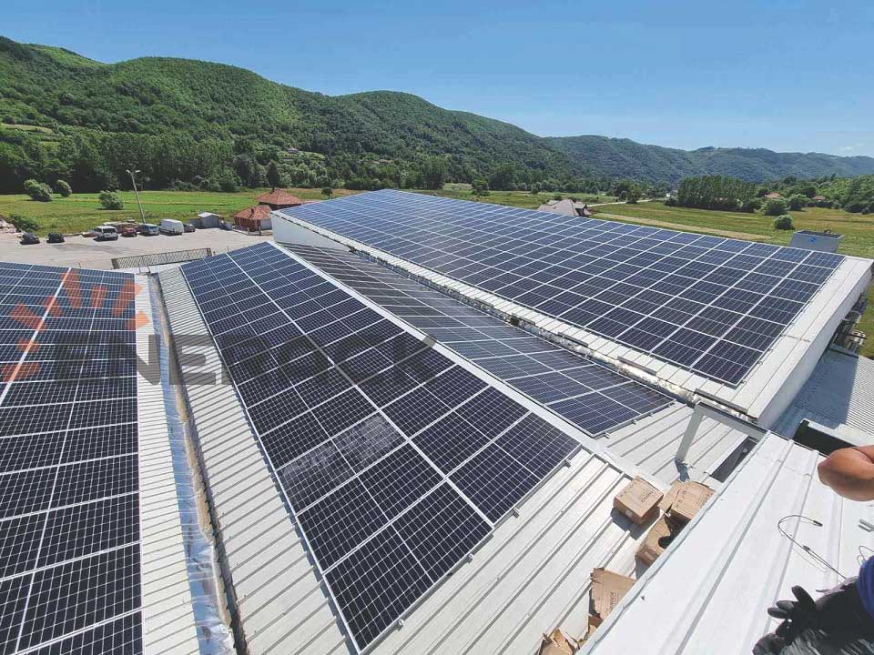 420 kW 26 mm Mini-Schiene für Trapezbleche in Serbien